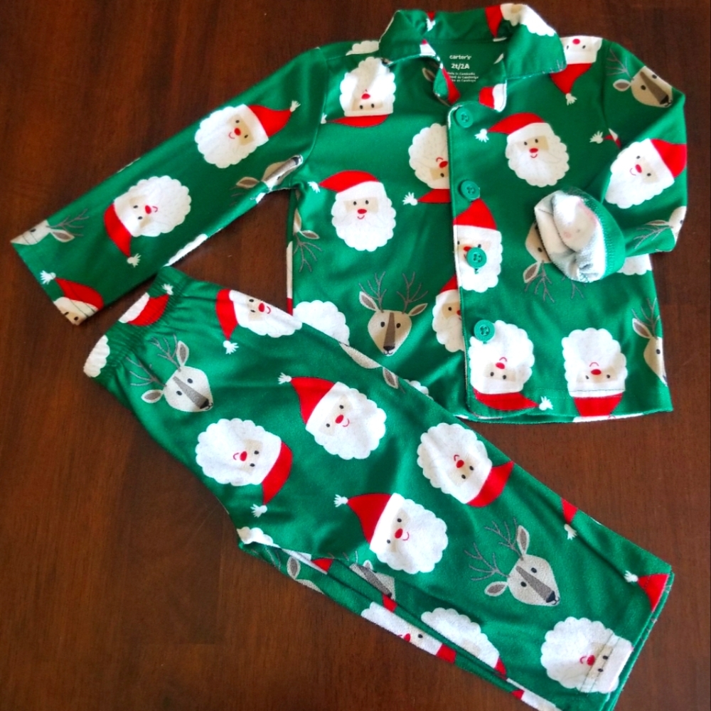Carter's 2T Santa & Reindeer Pajamas